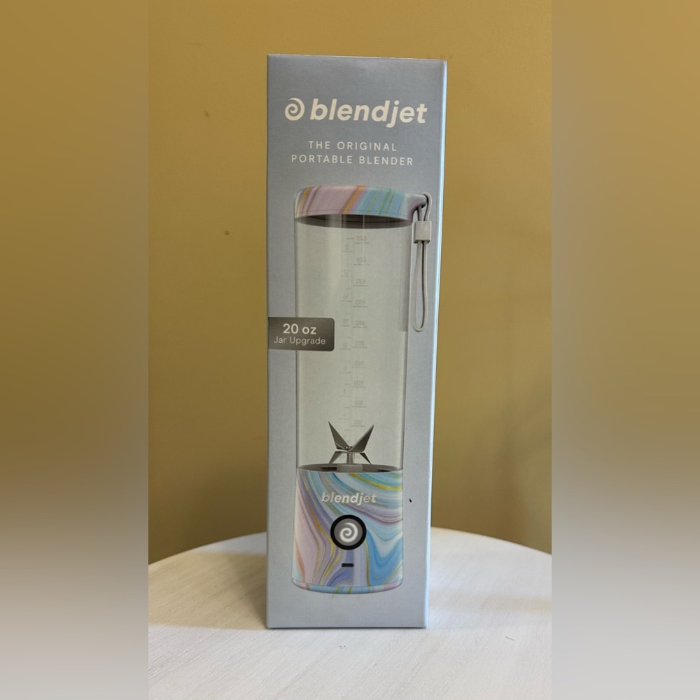BlendJet Portable Blender 20oz ***BRAND NEW***